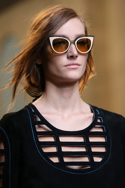 Look 85
